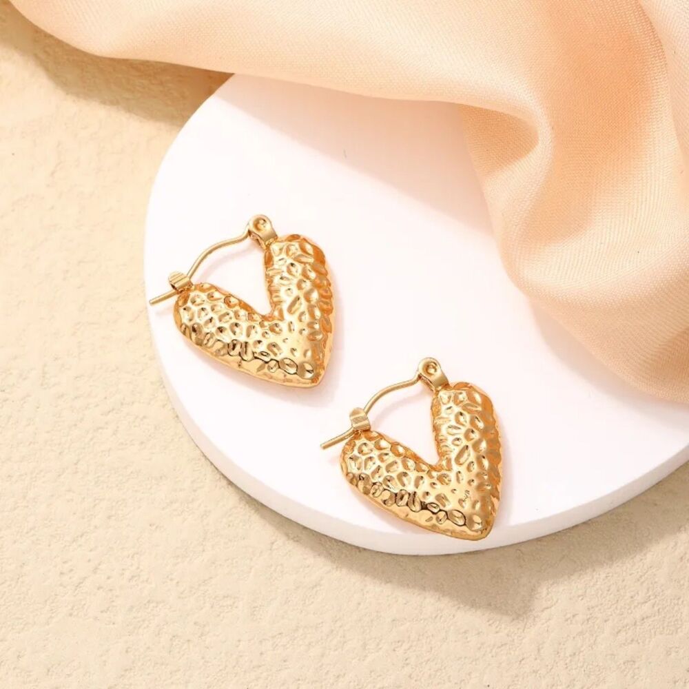 Elegant Heart Shaped Geometric Earrings, Stainless Steel, gold